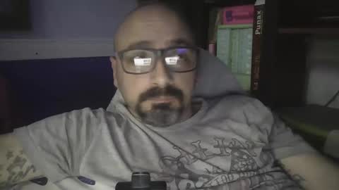 igorargen4 online show from 10/27/25, 12:04