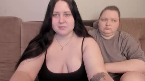 Snapshot of ihaveasecret_ chatting on 09/12/25, 01:00 Alice online show from 09/12/25, 01:00