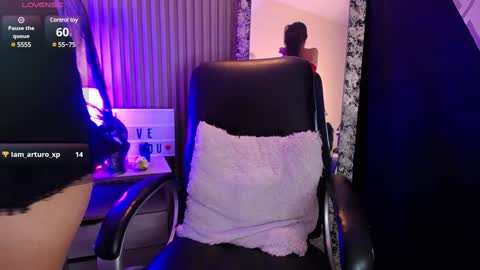 Isa online show from 02/04/25, 04:08