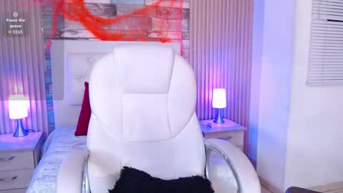 Isa online show from 10/29/25, 07:59