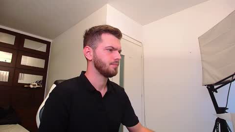 IkerGale online show from 11/06/25, 06:14