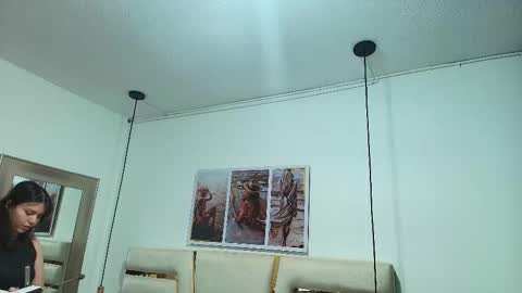 Snapshot of iliy_ chatting on 11/09/25, 01:15 ILY online show from 11/09/25, 01:15