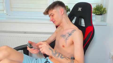 Snapshot of illusions888 chatting on 12/05/24, 12:33 D-Illusion online show from 12/05/24, 12:33