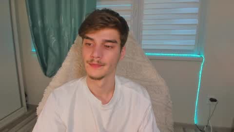 Snapshot of illusions888 chatting on 01/27/25, 01:09 D-Illusion online show from 01/27/25, 01:09