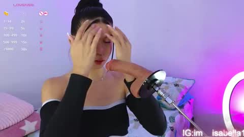 Isa Vasquez  online show from 10/28/25, 10:23