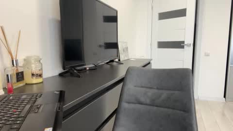 Alisa online show from 09/15/25, 07:30