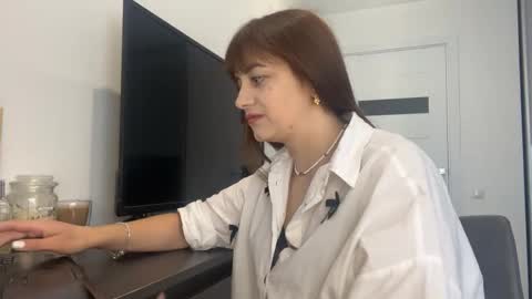 Alisa online show from 09/19/25, 07:10