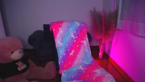 Alyn online show from 11/04/25, 11:15