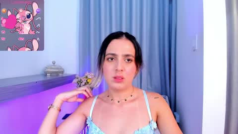 Snapshot of im_antonia chatting on 02/07/25, 05:51 LUCY online show from 02/07/25, 05:51