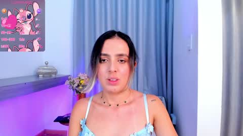 Snapshot of im_antonia chatting on 02/07/25, 08:53 LUCY online show from 02/07/25, 08:53