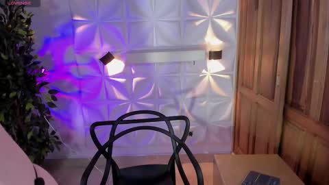 criss online show from 10/31/25, 03:40