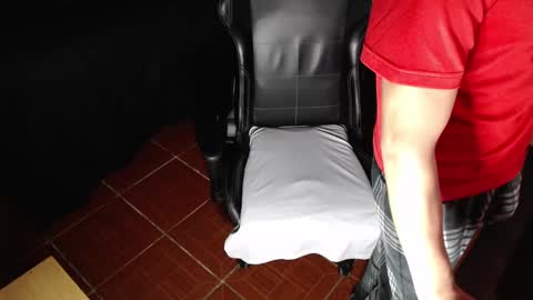 Snapshot of im_dave21 chatting on 10/05/25, 10:57 im_dave21 online show from 10/05/25, 10:57