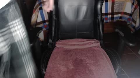 Snapshot of im_dave21 chatting on 10/22/25, 10:59 im_dave21 online show from 10/22/25, 10:59