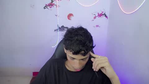 im_david01 online show from 11/15/25, 01:07