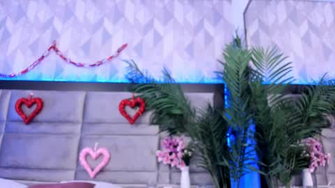 Snapshot of im_gaia chatting on 02/14/25, 01:40 Im Gaia online show from 02/14/25, 01:40