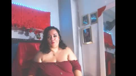Snapshot of im_helenn_ chatting on 01/02/25, 08:13 Hellen online show from 01/02/25, 08:13