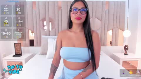Snapshot of im_karla_ chatting on 01/23/25, 11:15 Karla 3 online show from 01/23/25, 11:15
