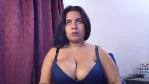 Snapshot of im_madissonwell chatting on 10/03/25, 02:41 im madissonwell online show from 10/03/25, 02:41