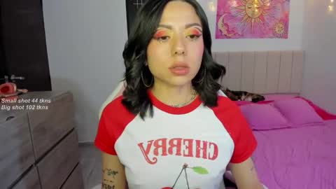     s  online show from 10/04/25, 02:09