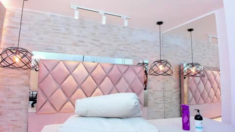 im mou  online show from 01/23/25, 07:51