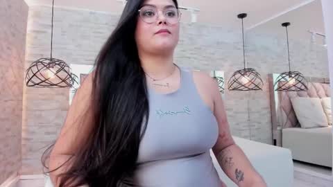 im mou  online show from 02/21/25, 03:43