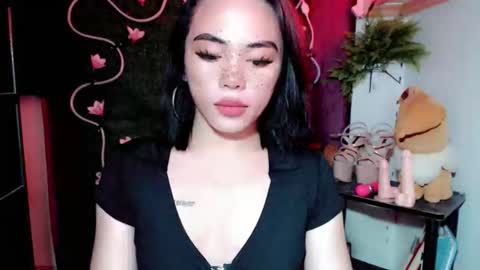 Snapshot of im_urlovergirlxxx chatting on 11/09/25, 06:01 Hii love online show from 11/09/25, 06:01