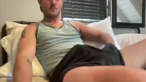 Snapshot of imamouthful20 chatting on 10/14/25, 04:30 ImAMouthful online show from 10/14/25, 04:30