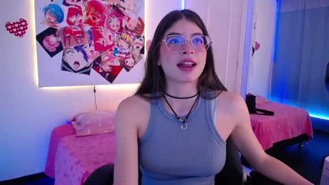 Snapshot of imchloe_ chatting on 09/17/25, 08:54 Chloe online show from 09/17/25, 08:54