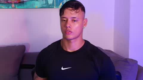 Snapshot of imconor chatting on 11/11/25, 09:48 imconor online show from 11/11/25, 09:48