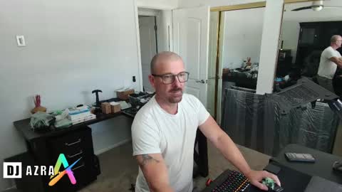 DJ Azra online show from 03/02/25, 09:11