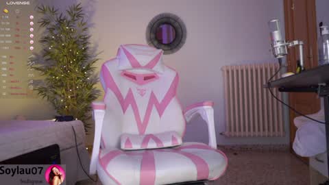Snapshot of imjess_ chatting on 12/23/24, 02:56 imjess_ online show from 12/23/24, 02:56