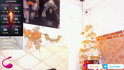 Snapshot of imlodge chatting on 12/12/24, 04:37 Camilo Lodge online show from 12/12/24, 04:37