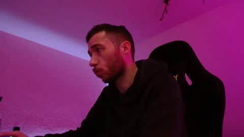 Flummi online show from 10/26/25, 11:20