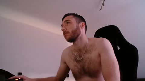 Flummi online show from 10/31/25, 01:17