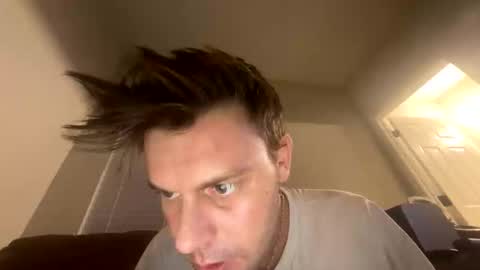 imshyguy32111 online show from 11/25/25, 08:58