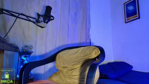 Daniel   thumb up me please its important Im new INDEPENDENT MODEL online show from 09/11/25, 02:06