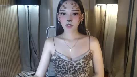 Snapshot of imyourlegalbaby chatting on 10/30/25, 11:44 Aki online show from 10/30/25, 11:44