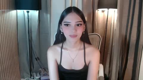 Snapshot of imyourlegalbaby chatting on 11/04/25, 02:32 Aki online show from 11/04/25, 02:32