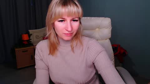 Snapshot of incredible_ariela chatting on 01/30/25, 12:27 incredible_ariela online show from 01/30/25, 12:27