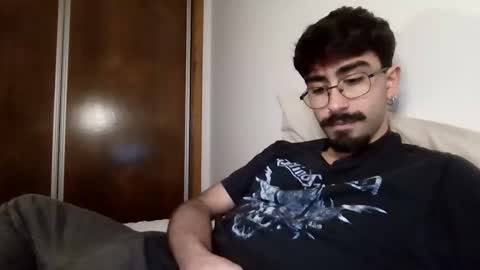 Snapshot of incubusszz chatting on 12/31/24, 03:45 incubus online show from 12/31/24, 03:45