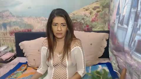 Alisha online show from 10/17/25, 06:32