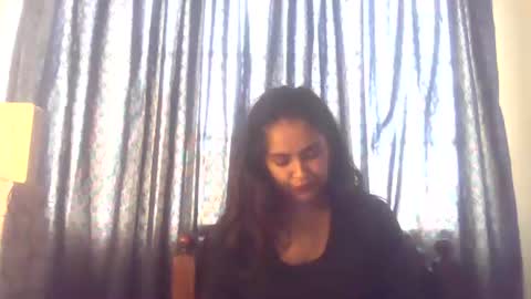 indiancutiexo online show from 11/17/25, 10:21