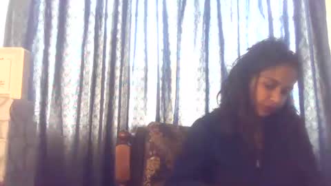 indiancutiexo online show from 11/18/25, 09:25