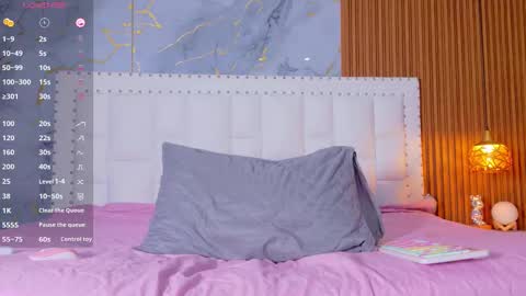 LITTLE AINHOA  online show from 09/19/25, 07:47