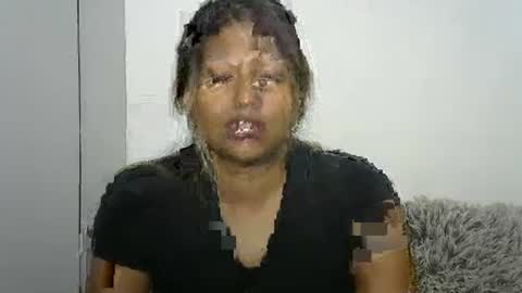 indianqtpie6 online show from 10/06/25, 08:06