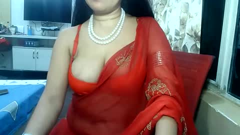 Radha online show from 12/11/24, 09:23