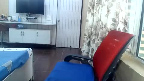 Radha online show from 12/12/24, 06:25