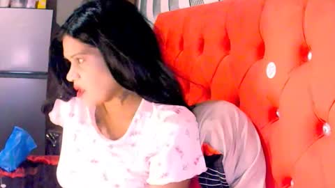 Snapshot of indianrose4u7 chatting on 10/10/25, 07:57 indianrose4u7 online show from 10/10/25, 07:57