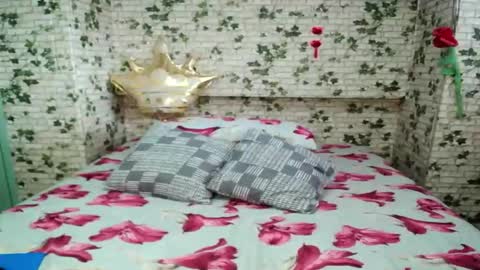 goddess online show from 09/30/25, 01:16