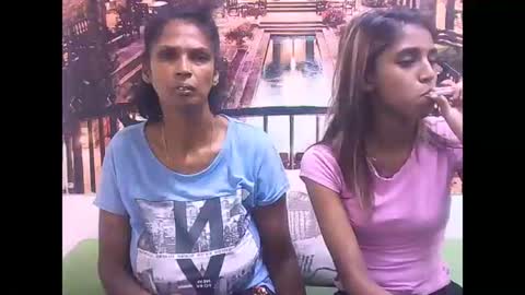 Snapshot of indiansexyslender4u2luv chatting on 01/31/25, 06:13 indiansexyslender4u2luv online show from 01/31/25, 06:13